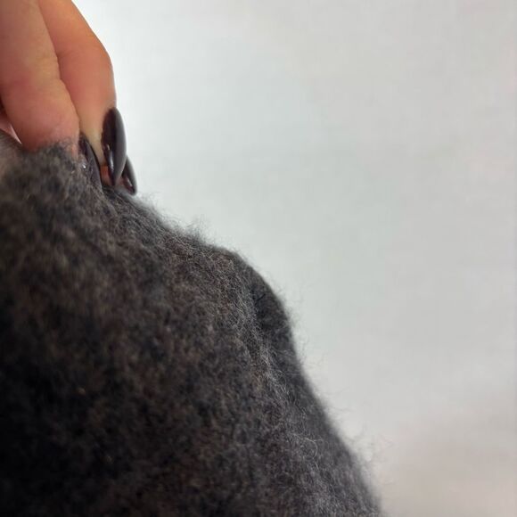 Ladies Saks Fifth Ave Grey Cashmere Two Way Zipper Cardigan Size Medium - Picture 8 of 13